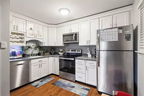 204 Fox Run Ln #204, Carmel Hamlet, NY 10512