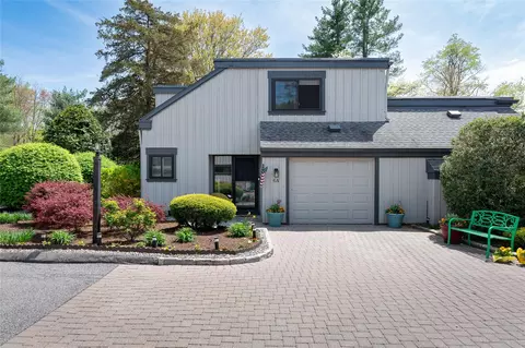 6 Heritage Hls #A, Somers, NY 10589