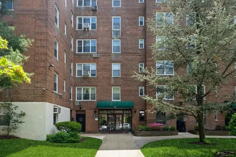142-20 26th Ave #5H, New York, NY 11354