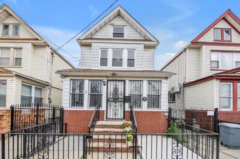 8838 74th Pl, New York, NY 11421