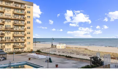 522 Shore Rd #3B, Long Beach, NY 11561