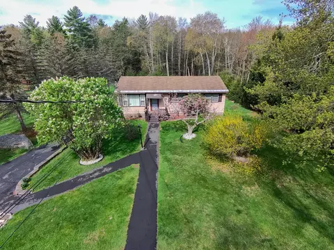 34 Lucky Lake Dr, Thompson, NY 12775