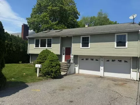 13 Pine St, Mount Kisco, NY 10549