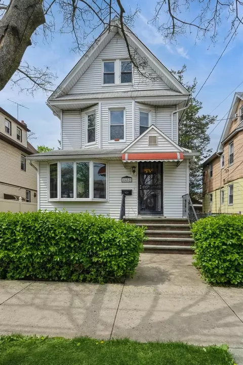 84-52 123 St, New York, NY 11415