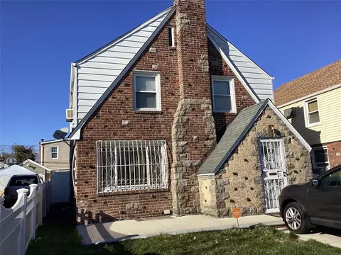 22117 Murdock Ave, New York, NY 11429