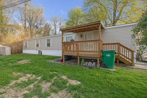 10 Fords Ln, Beekman, NY 12570