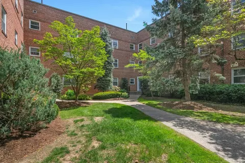 330 S Broadway # G 11, Greenburgh, NY 10591
