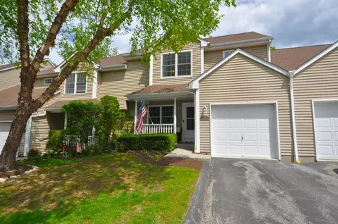 3 Sparrow Ridge Rd #1C, Carmel, NY 10512