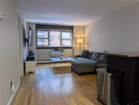 80 E Hartsdale Ave #311, Greenburgh, NY 10530