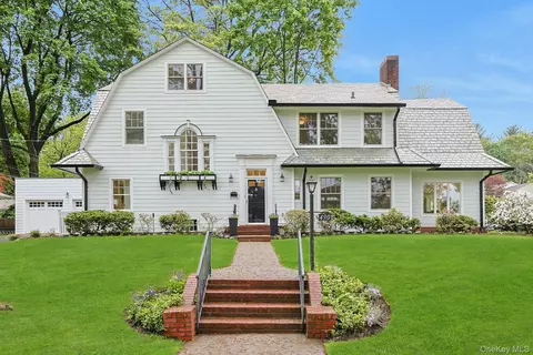 490 Bellwood Ave, Mount Pleasant, NY 10591