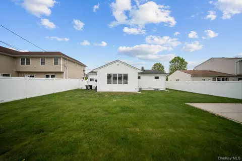 Other - 21 Peter Ln, Plainview, NY 11803 photo 8 of 8