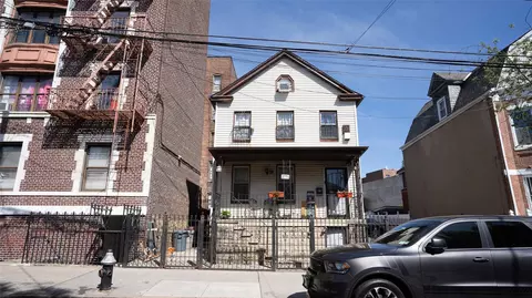 2771 Marion Ave, New York, NY 10458