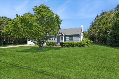 18275 County Road 48, Southold, NY 11935