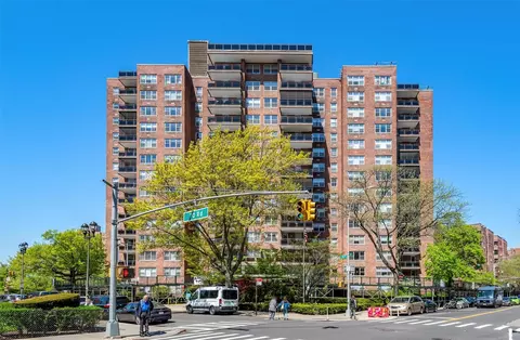 70-20 108th St #15A, New York, NY 11375