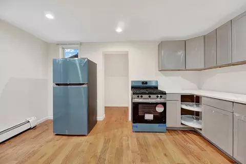 13528 115th St, New York, NY 11420