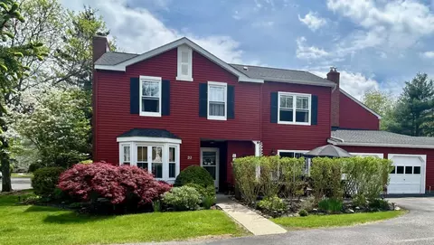 23 Candlestick Ct, Warwick, NY 10990