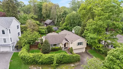 287 Old Army Rd, Greenburgh, NY 10583