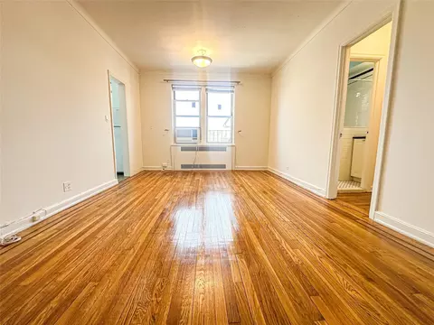 110-34 73rd Rd #6K, Forest Hills, NY 11375