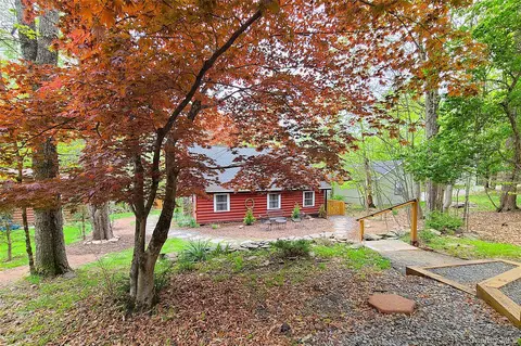 112 E Thompson Pl, Smallwood, NY 12778