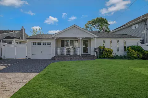 311 Atlantic, Massapequa Park, NY 11762