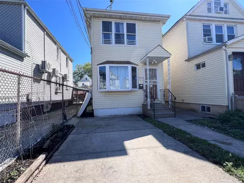 109-41 132 St, New York, NY 11420