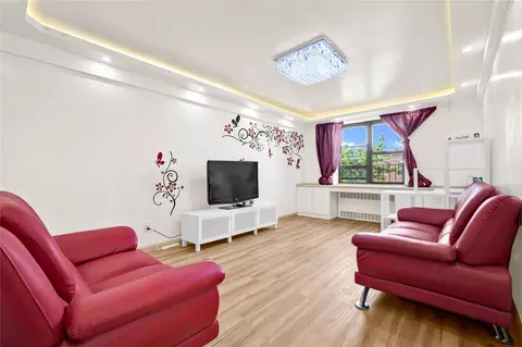 26-25 141 St #6A, Flushing, NY 11354