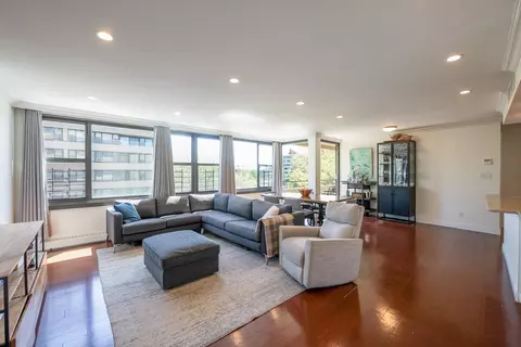 166-31 9th Ave #5D, New York, NY 11357