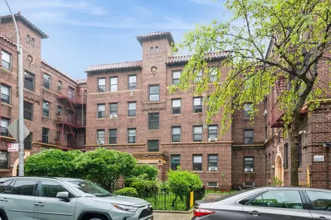 62-64 Saunders #K2, New York, NY 11374