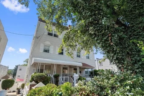 2812 Harding Ave, New York, NY 10465