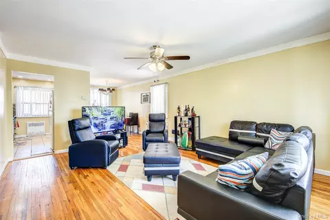 627 Beach 65th St, New York, NY 11692