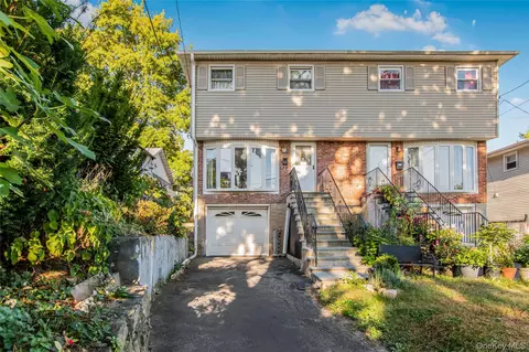 18 South Cir, Yonkers, NY 10703