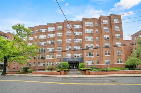 10 Lake St #6E, White Plains, NY 10603