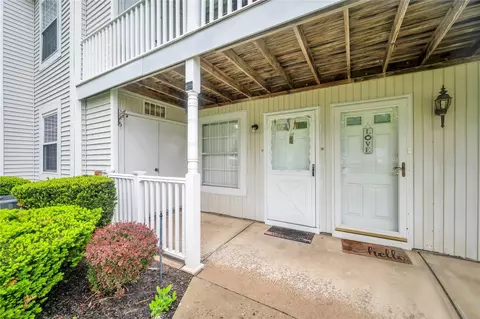 275 Fairview Cir #275, Middle Island, NY 11953