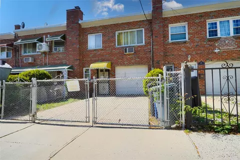 850 E 231st St, New York, NY 10466