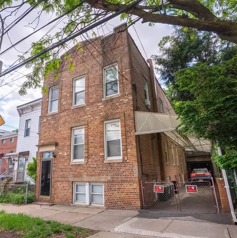 44-48 64th St, New York, NY 11377