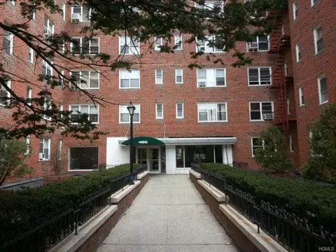 480 Riverdale Ave #5M, Yonkers, NY 10705
