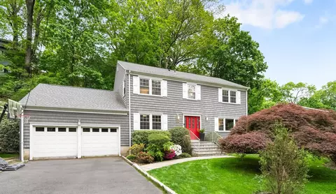 84 Lefurgy Ave, Greenburgh, NY 10522