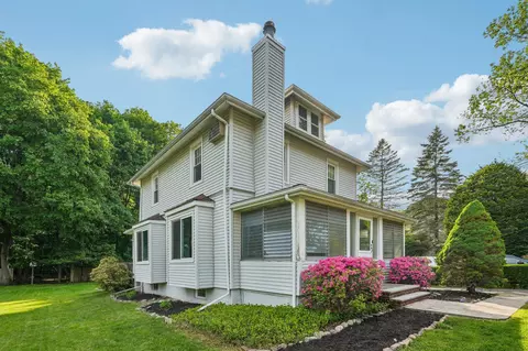 27 Orchard St, Ramapo, NY 10901