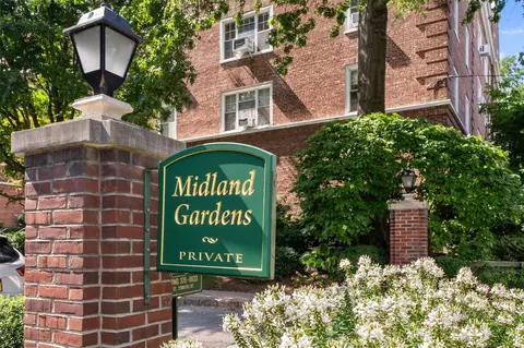 9 Midland Gdns #1D, Bronxville, NY 10708