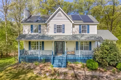 354 Plutarch Rd, Lloyd, NY 12528