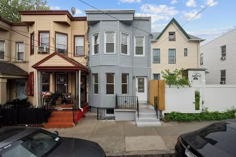 3763 Barnes Ave, New York, NY 10467
