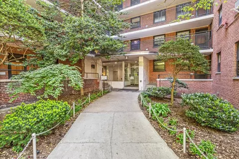 35-31 85 St #2-M, Jackson Heights, NY 11372