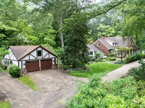 121 Norwood Ave, Northport, NY 11768