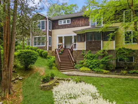 125 Hawkes Ave, Ossining, NY 10562