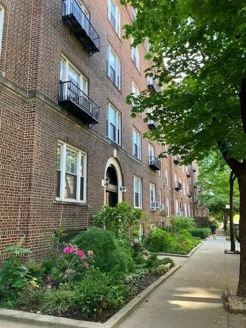 35-31 78 St #3, New York, NY 11372