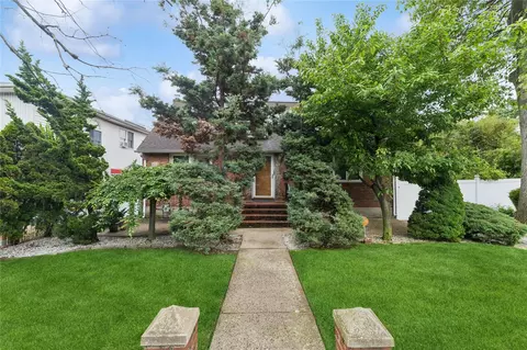 539 Keller Ave, Elmont, NY 11003