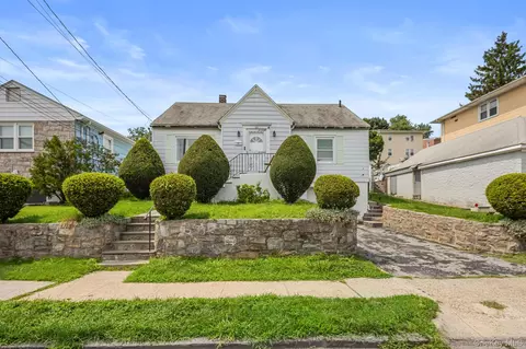 66 Murray Ave, Yonkers, NY 10704