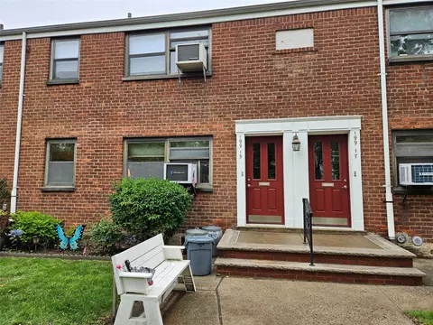 199-15 22 Ave #1-267, Bayside, NY 11360