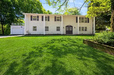 4 Skokie Ln, Ramapo, NY 10970