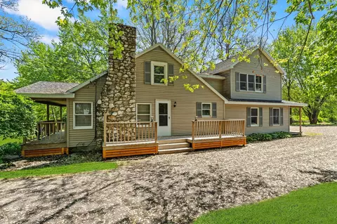 52 Orlich Rd, Red Hook, NY 12571